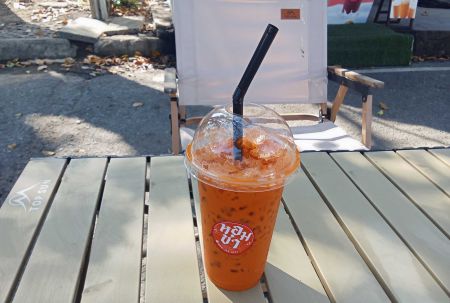 หอมชา อยุธยา ร้านคาเฟ่ใหม่เล็กๆชวนชิมสักแก้ว เริ่มต้น 19 บาท มีชาชีสด้วยนะ