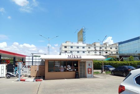ชาเย็นหัวใจที่ร้าน Mikka Coffee Roasters ปั๊มน้ำมัน Caltex รังสิต คลอง 4