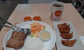 ข้าวไก่ย่างนุ่มนมฮอกไกโด ร้านเชสเตอร์ เซ็นทรัลลาดพร้าว อร่อยในมื้อชิลๆที่ลงตัว