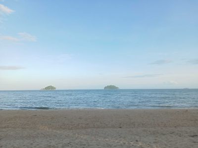 หาดคลองวาฬ ปี 2568 ที่เที่ยวทะเลบรรยากาศสงบร่มรื่น RoadTrip ภาคใต้