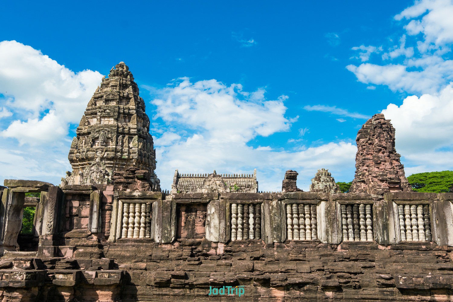 prasat-hin-phimai-historical-park-nakhon-ratchasima-thailand (2).jpg