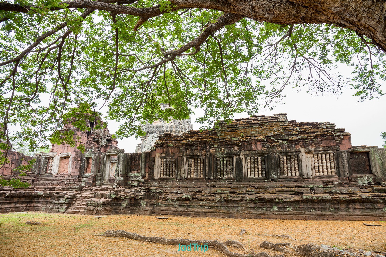 prasat-hin-phimai-historical-park-nakhon-ratchasima-thailand (2).jpg