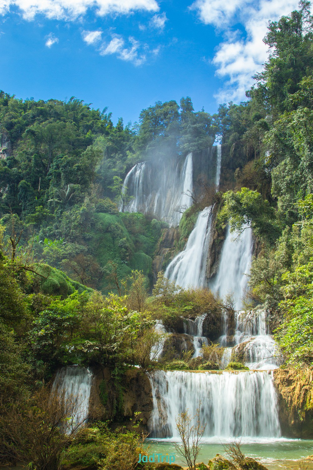 thi-lo-su-waterfall-thee-lor-sue-thailand.jpg
