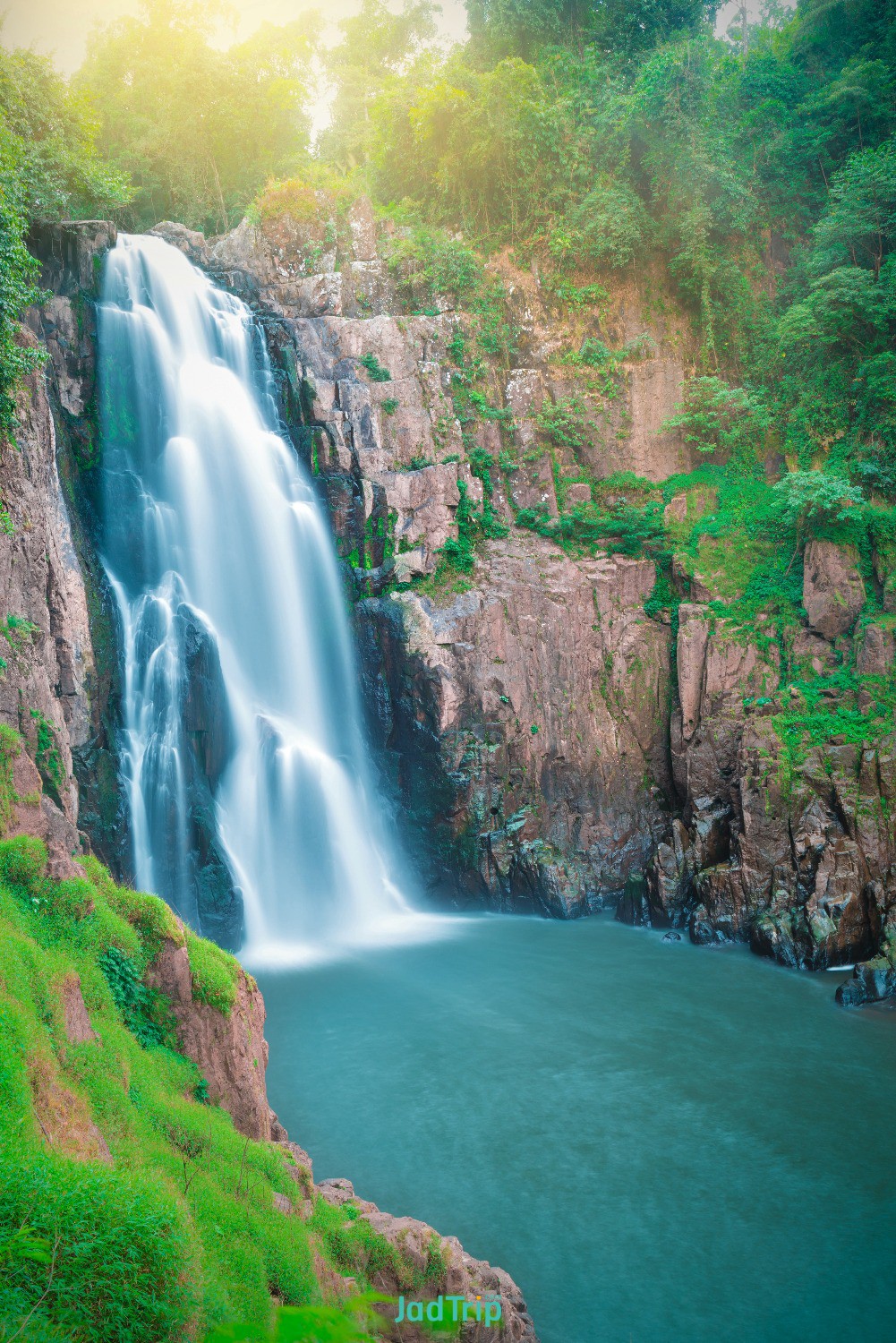 beautiful-fantastic-deep-forest-waterfall-haew-narok-waterfall-khao-yai-national.jpg