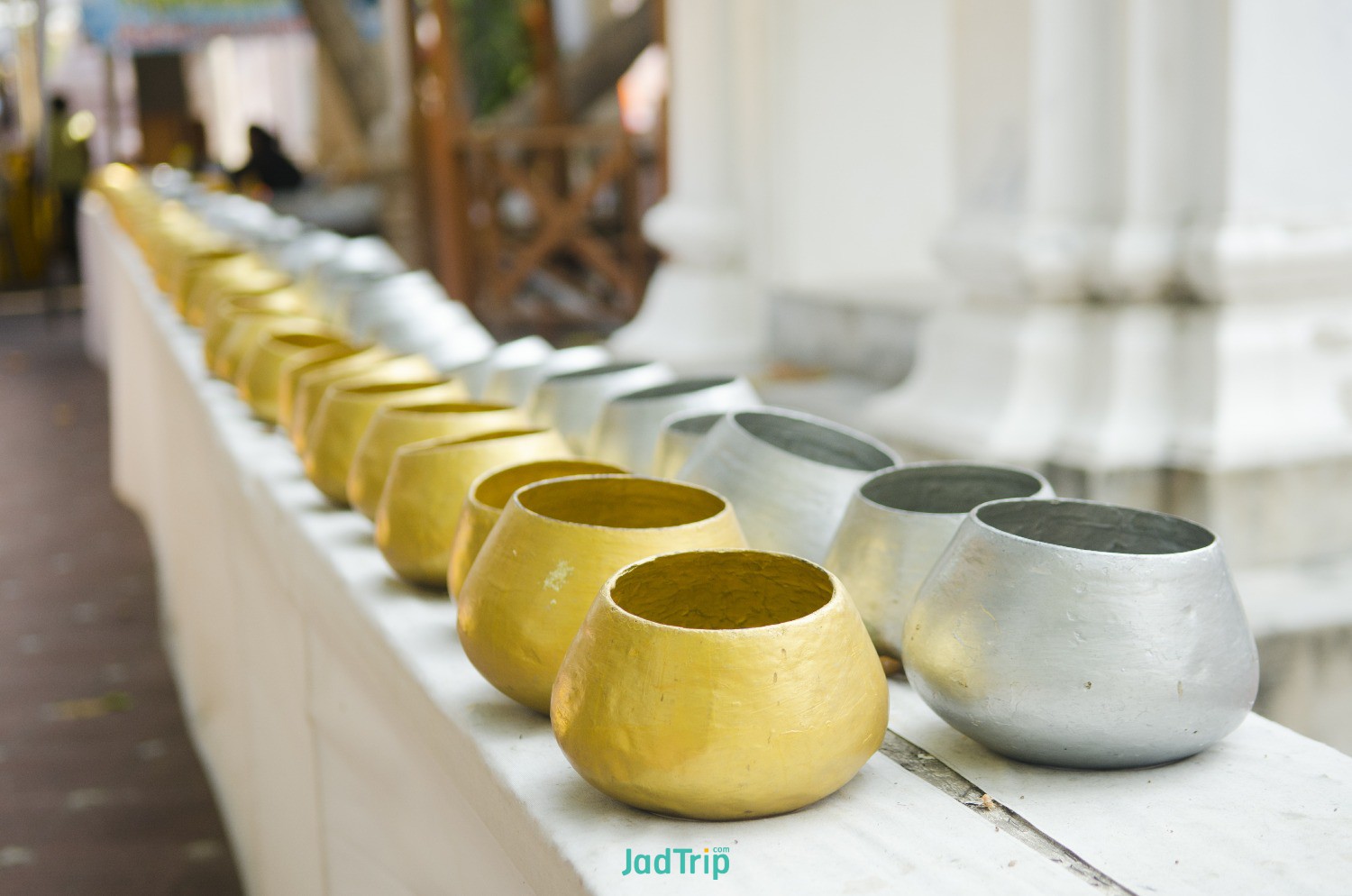 monk-s-alms-bowl-buddhist-thailand.jpg