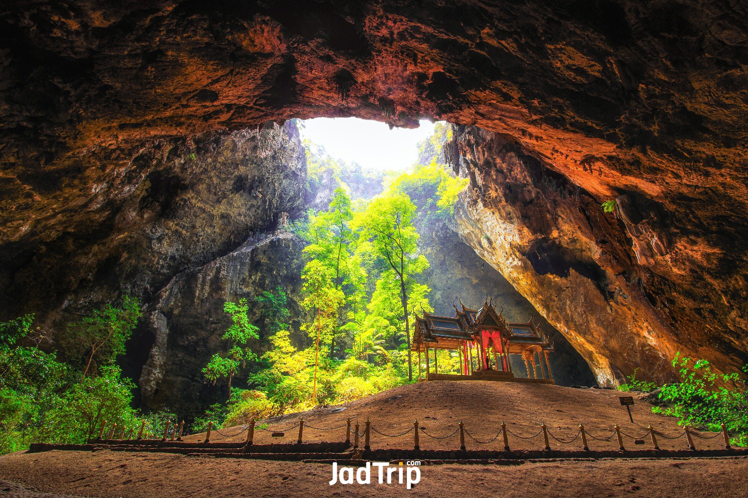 phraya-nakhon-cave.jpg