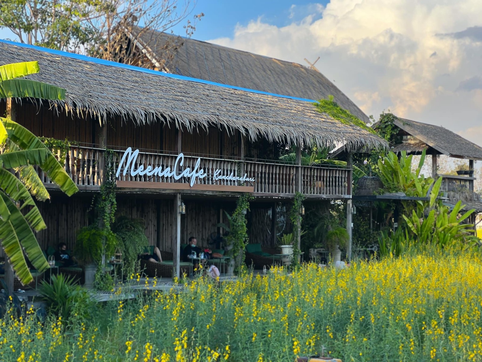 มีนา cafe&#039; Kanchanaburi คาเฟ่กาญจนบุรี_jadtrip (2).jpg