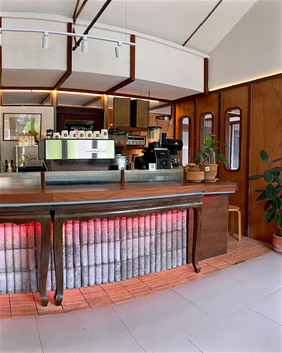 Basic Space Coffee_jadtrip (22).jpg
