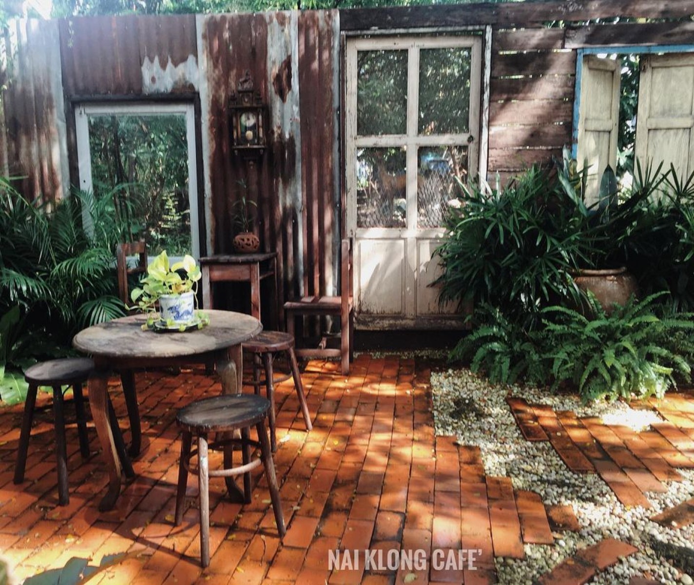 ในคลองคาเฟ่ NAI KLONG CAFE_jadtrip (22).jpg