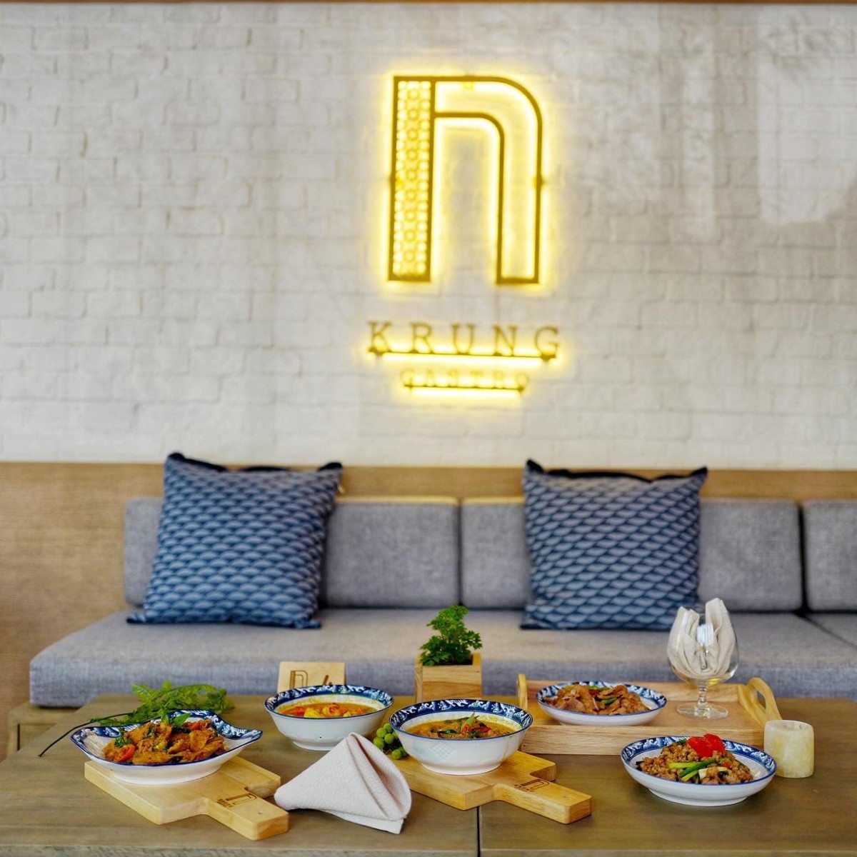 Krung Gastro Cafe_jadtrip (31).jpg