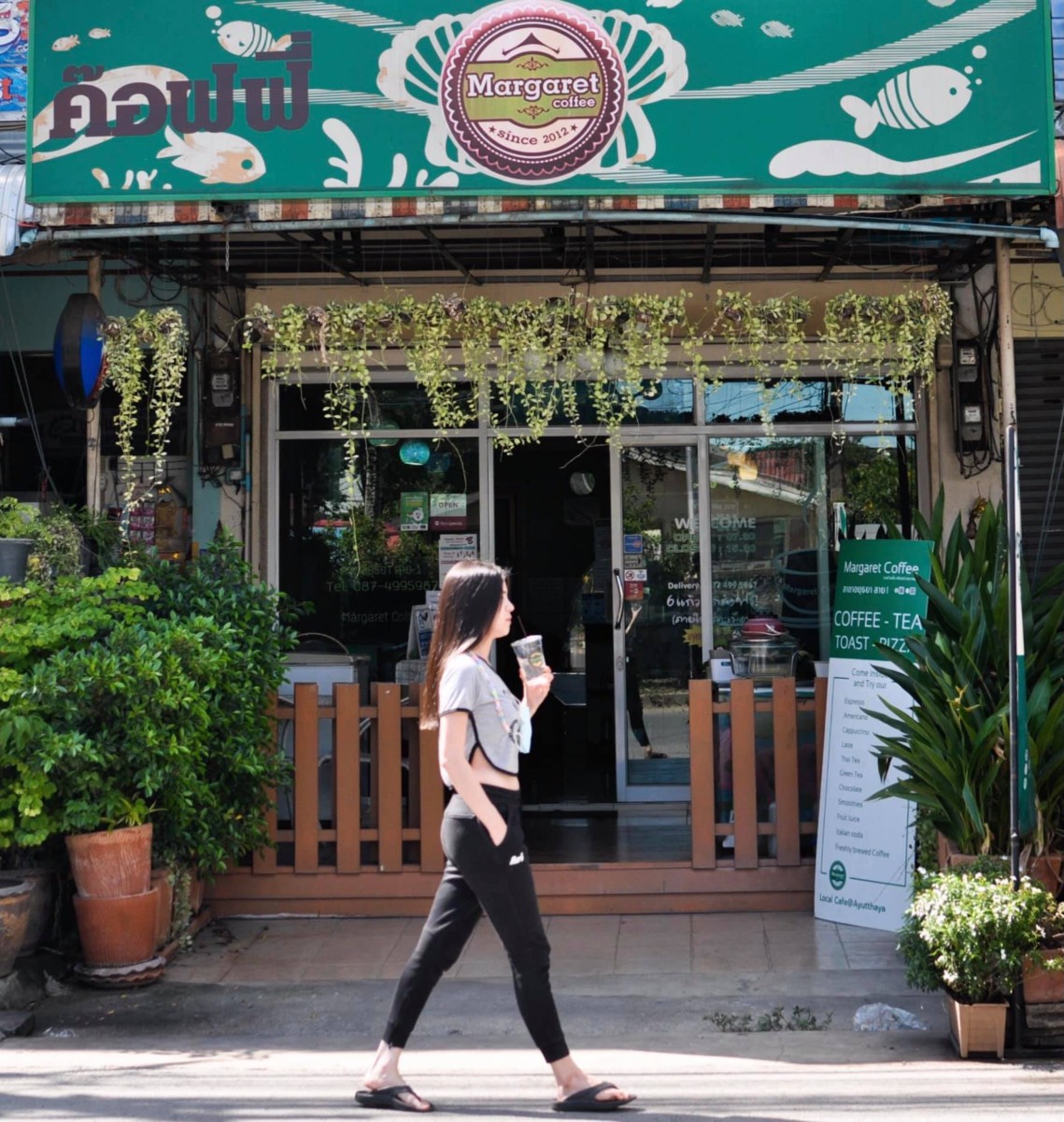 Margaret Coffee - สาขาอยุธยา สาย1_jadtrip (11).jpg