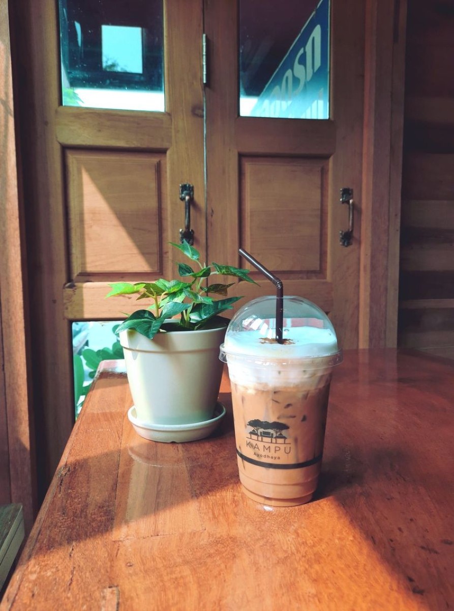 ร้านกาแฟก้ามปู Cafe&#039; De Kampu jadtrip (38).jpg