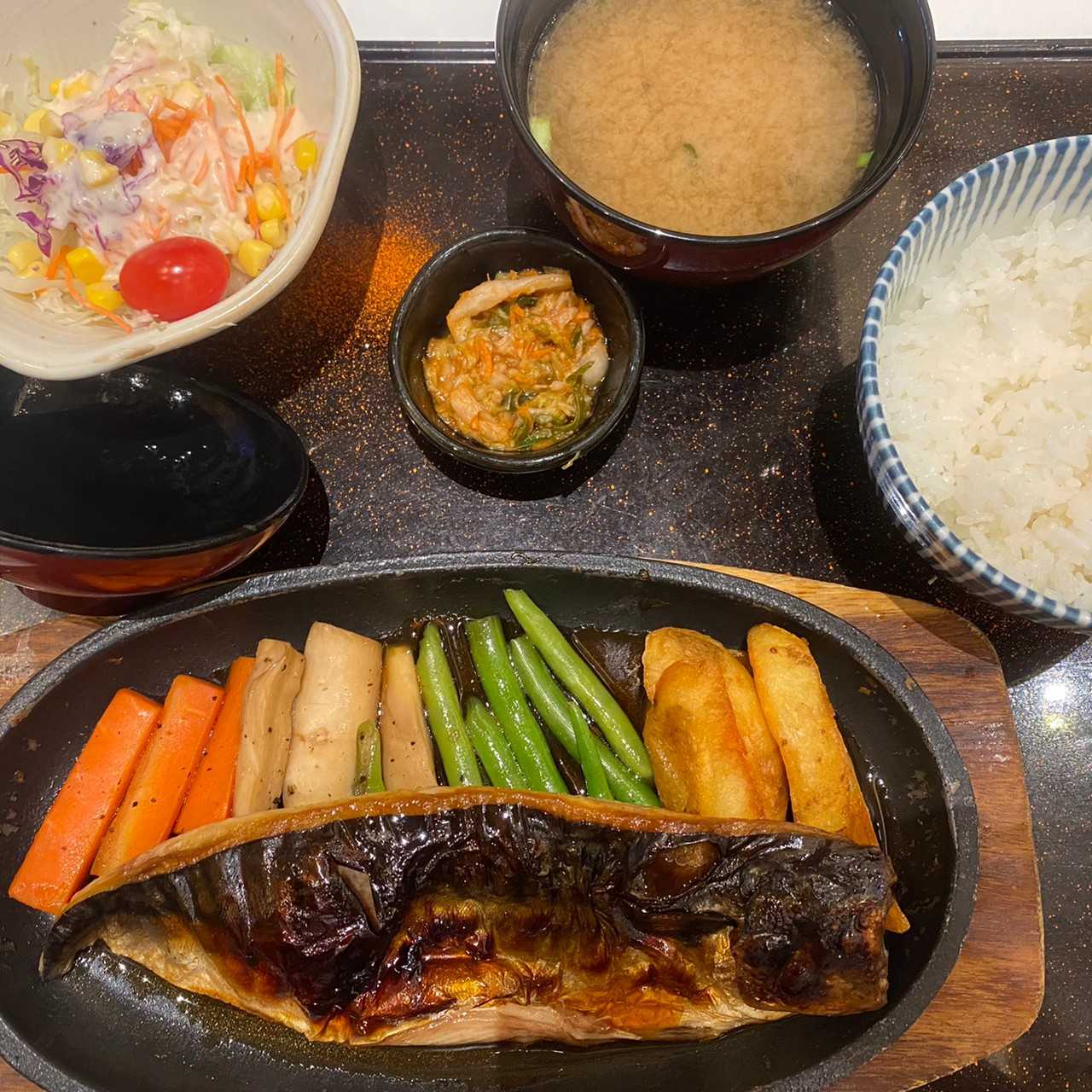 ร้านอาหารญี่ปุ่น ฟิวเจอร์พาร์ค (3).jpg