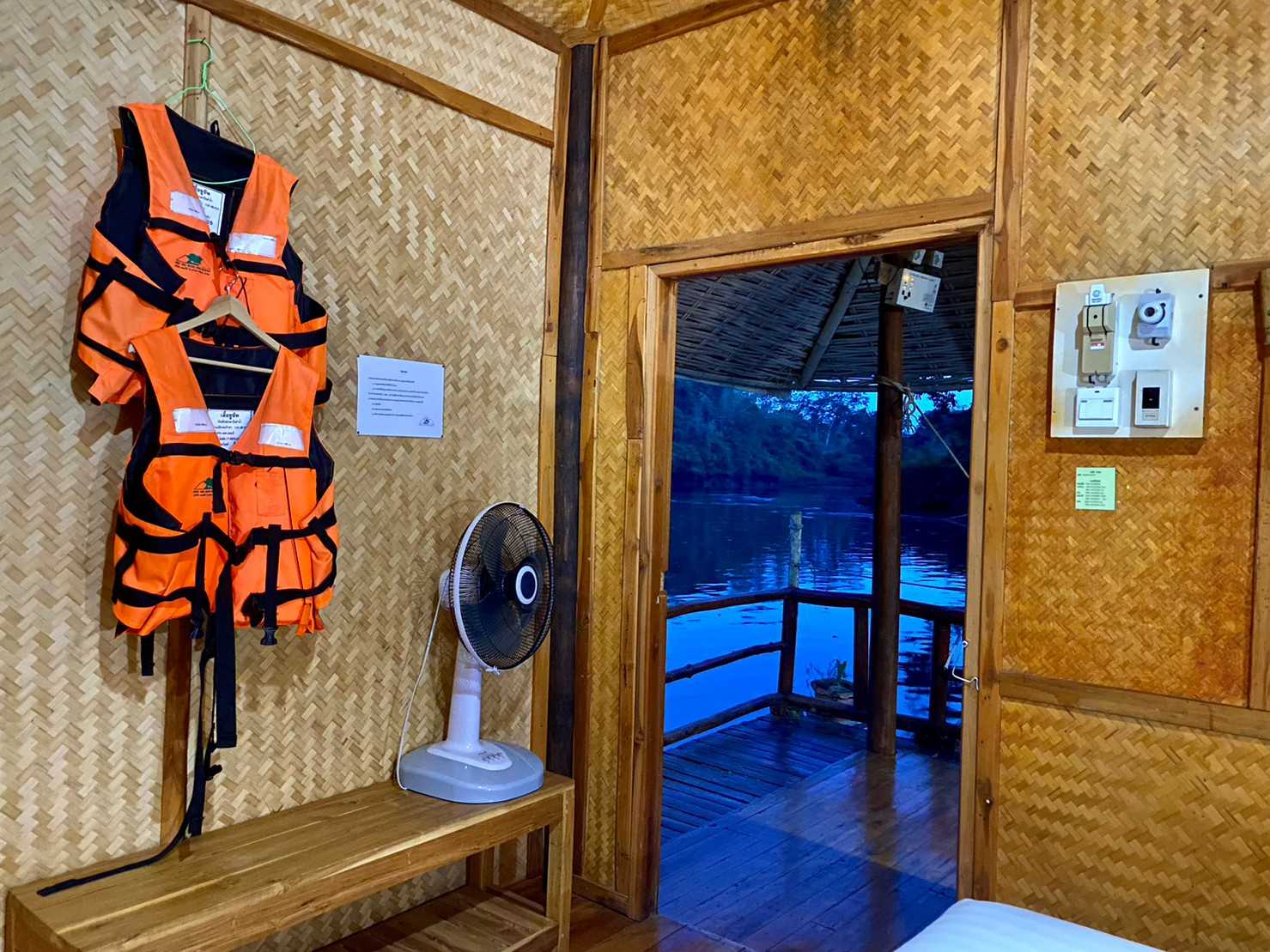 เมฆคีรี ริเวอร์แคว รีสอร์ท jadtrip (19).jpg