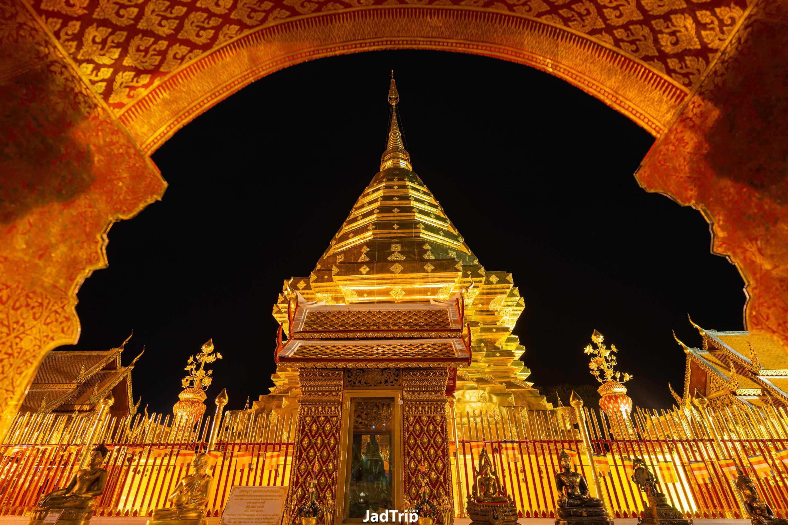 วัดพระธาตุดอยสุเทพ_jadtrip (10).jpg