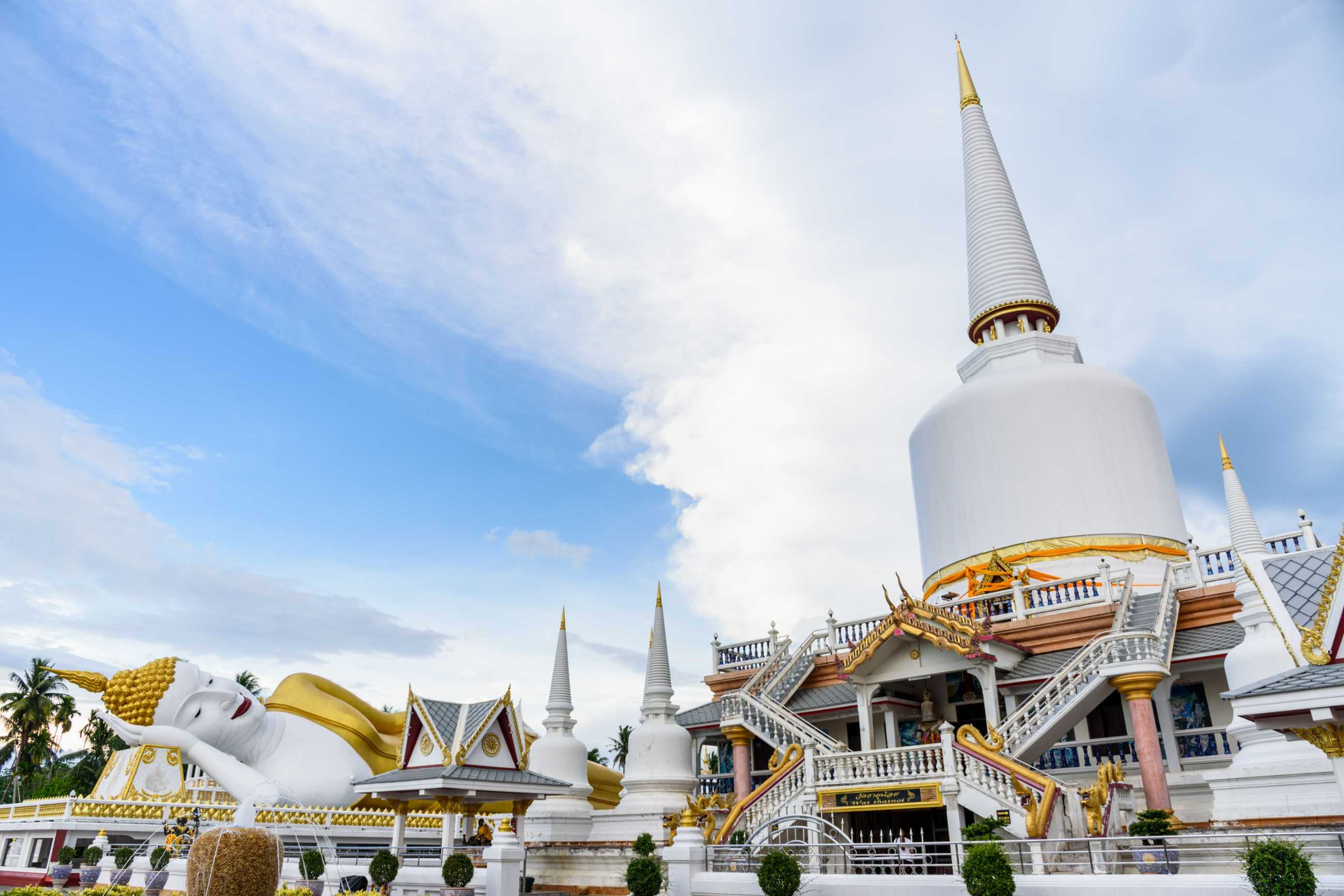 วัดพระธาตุเขาน้อย น่าน (3)_jadtrip.com.jpg