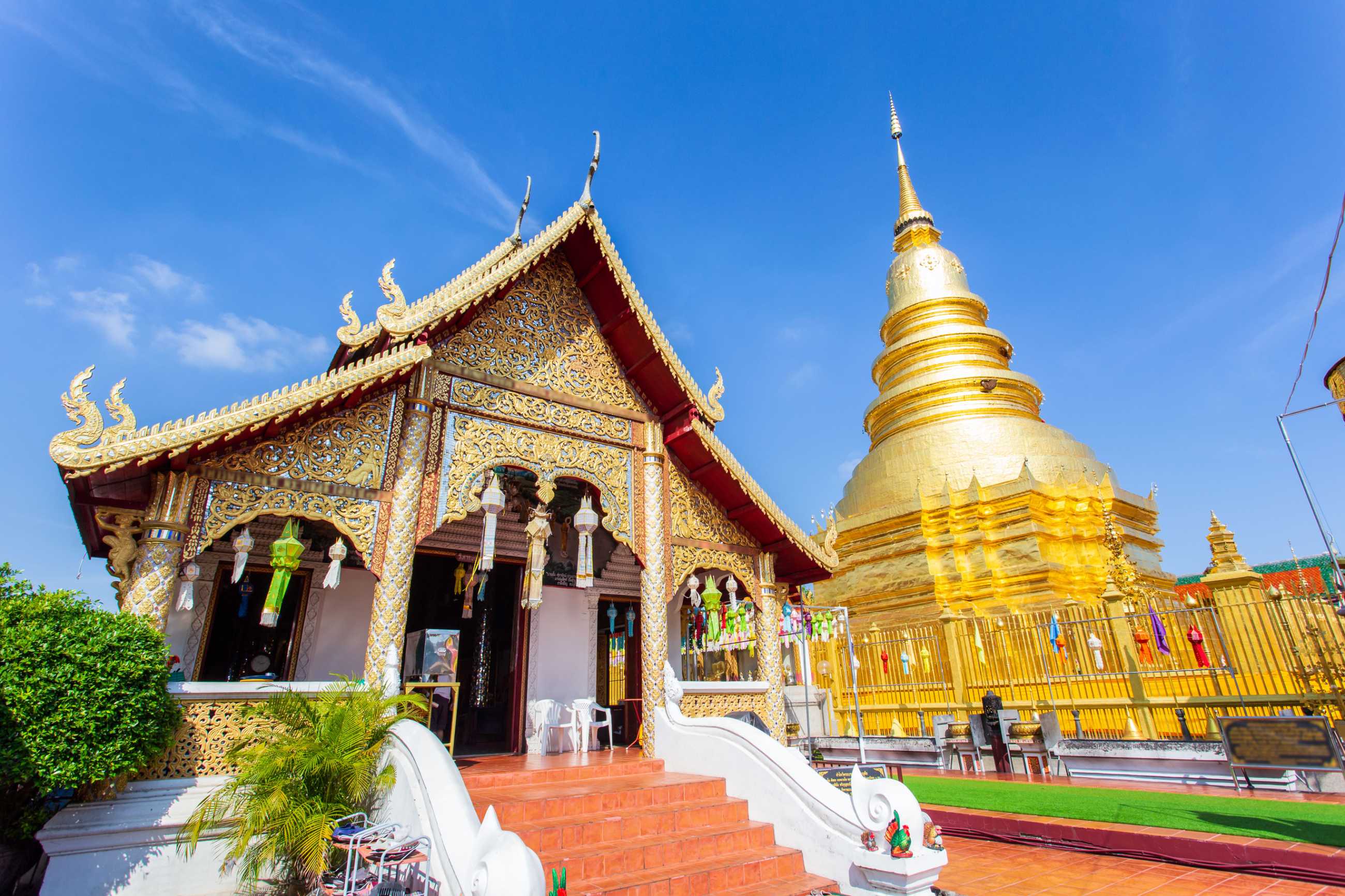 colorful-lamp-festival-lantern-loi-krathong-wat-phra-that-hariphunchai-lamphun-p.jpg